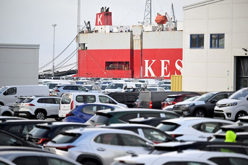 Fagforeningspresset på Tesla øker i Sverige ettersom havnearbeidere forlenger streiken – 17. november 2023 kl. 14.09