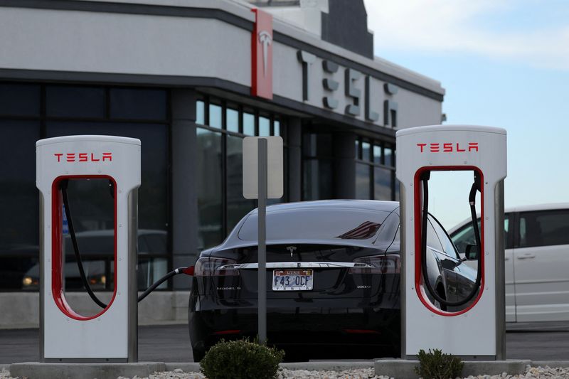 L'Italia parla con Tesla, altri cercano una seconda casa automobilistica – 28 febbraio 2024 14:49